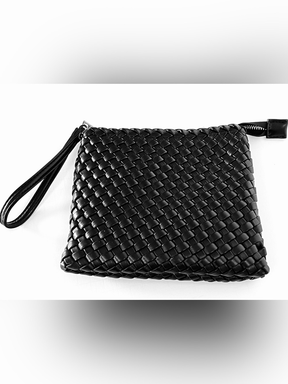 Rachel Zoe Los Angeles New York black Woven Clutch Wristlet Bag